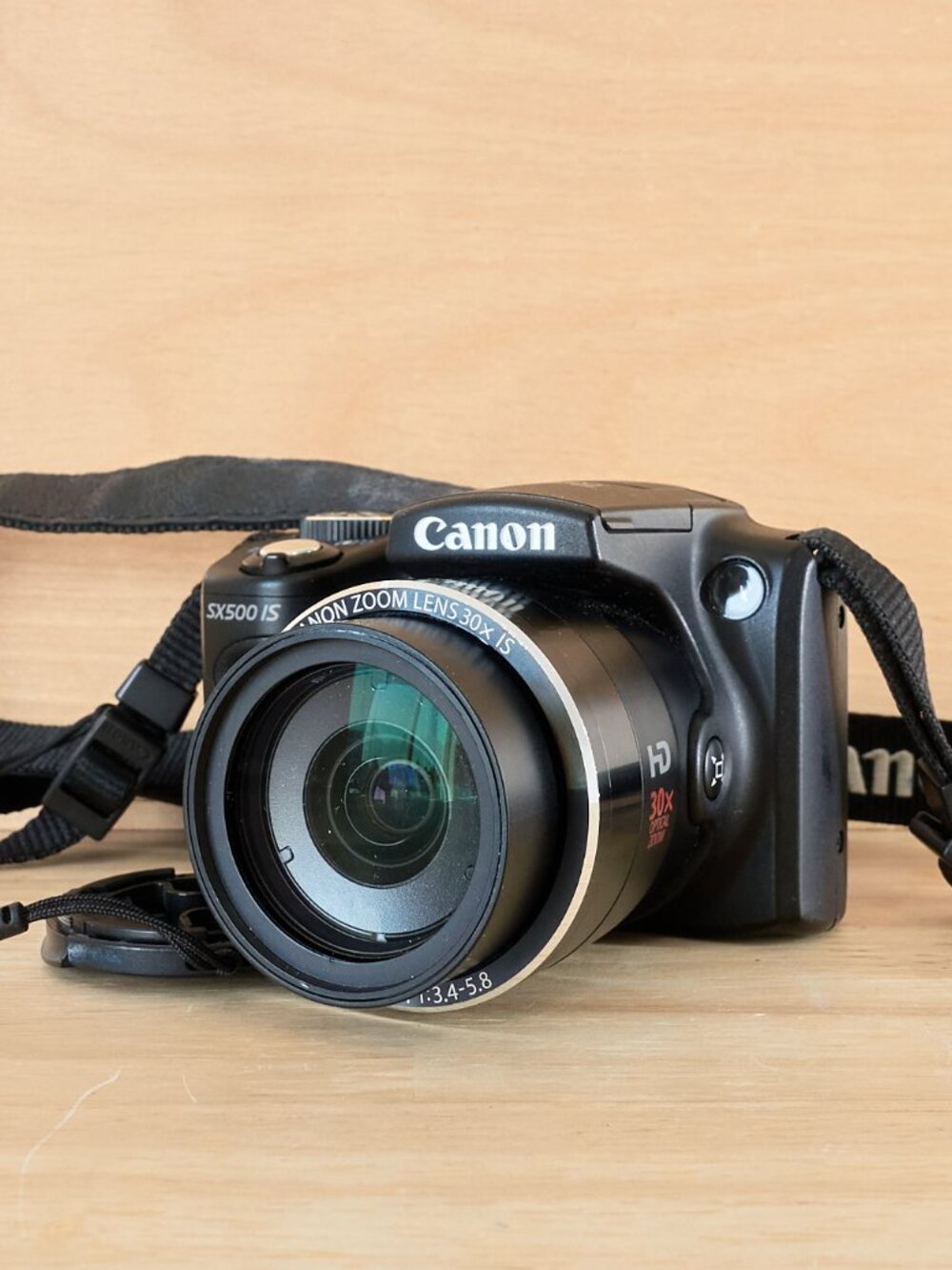 Canon PowerShot SX500 IS 16MP 30x Optical Zoom Bridge Camera Tested